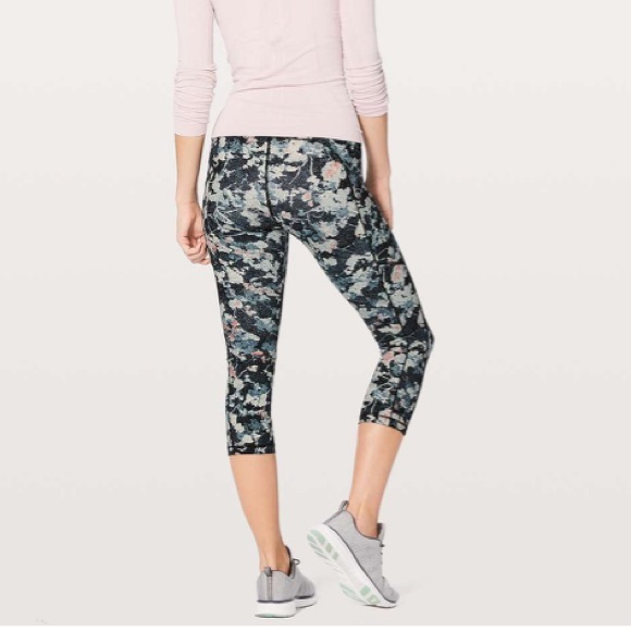 LULULEMON Speed Up Crop Spring Bloom Multi Size 10 - Picture 1 of 7